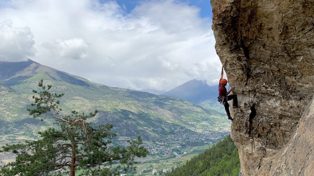 guida all'arrampicata sportiva (attrezzatura)