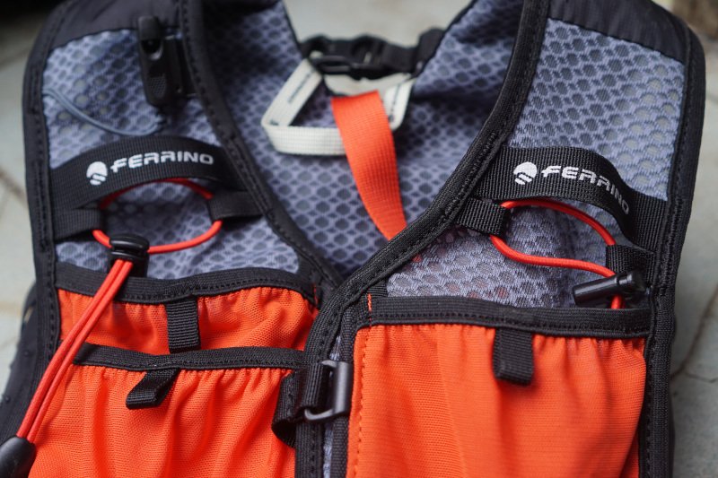 zaino ferrino dry run 12