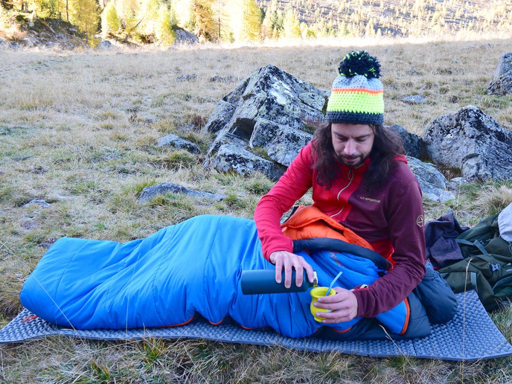come bivaccare in montagna con il sacco a pelo