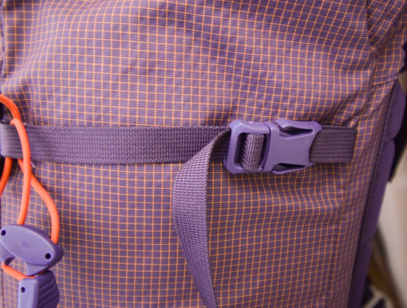 Zaino scialpinismo con cinghie di compressione