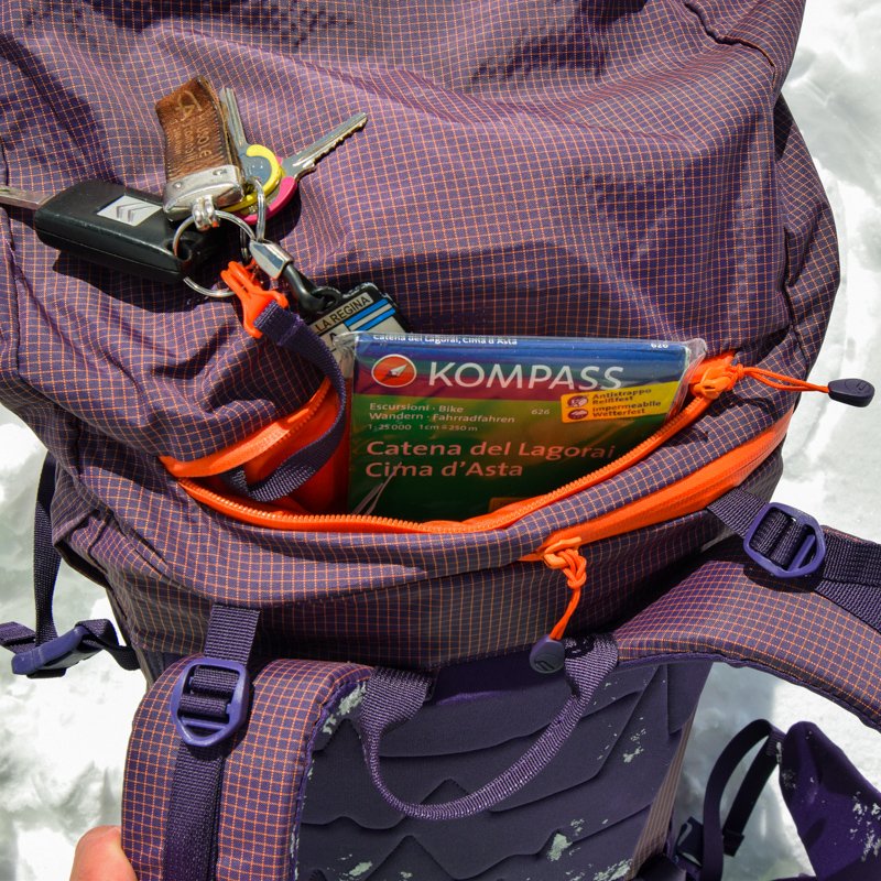 Zaino scialpinismo con tasca porta chiavi