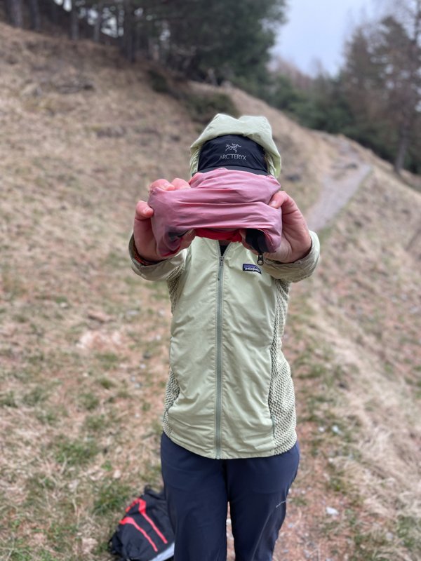the dimension of the jacket once closed