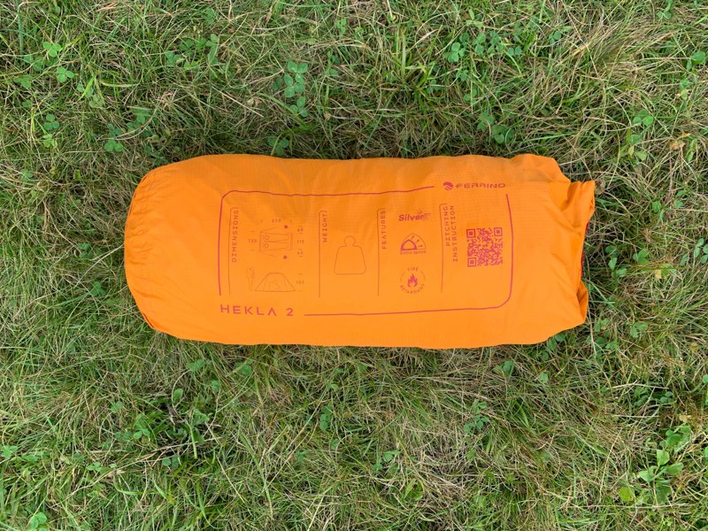 Zelt zusammengepackt