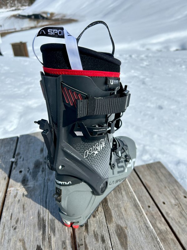 Stiefel und Ski-Walk-Hebel