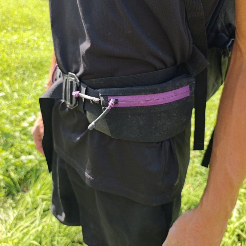 Cintra vetrale con tasca