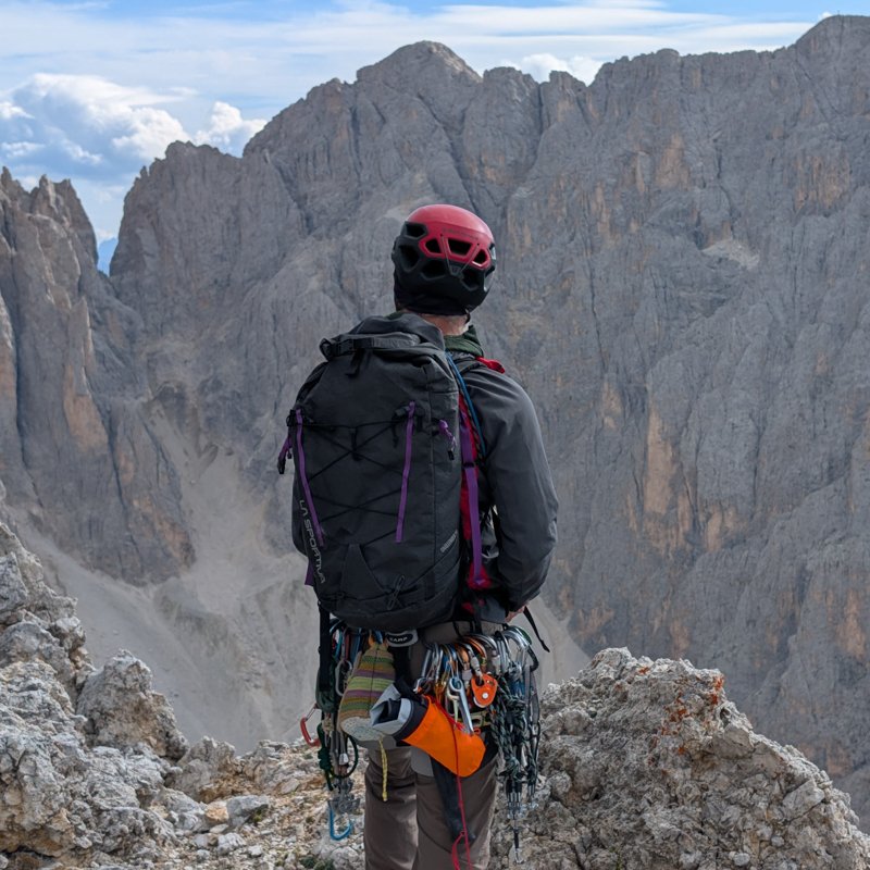 la sportiva challenger 28