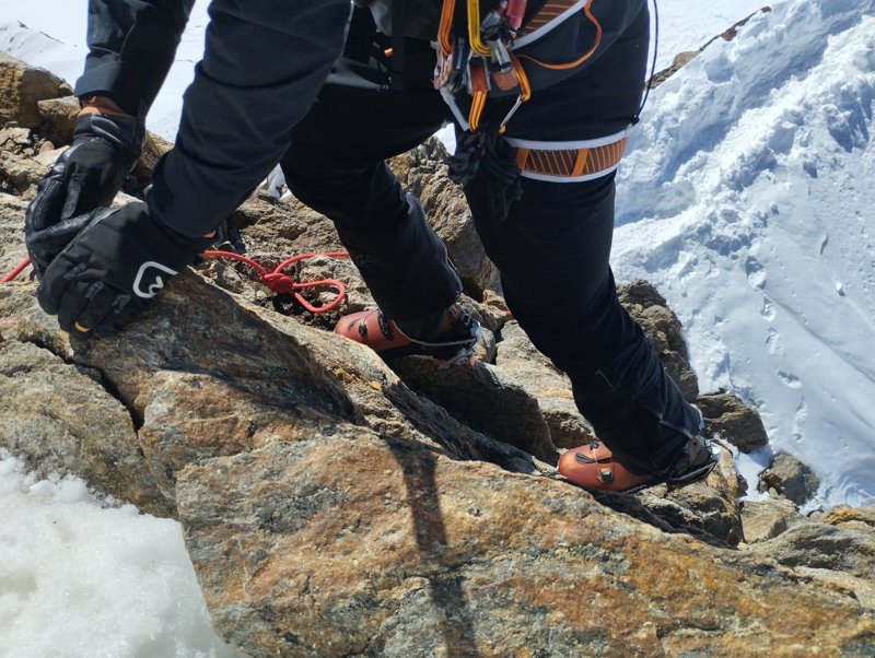 Einsatz mit Steigeisen scarpa f1 rs